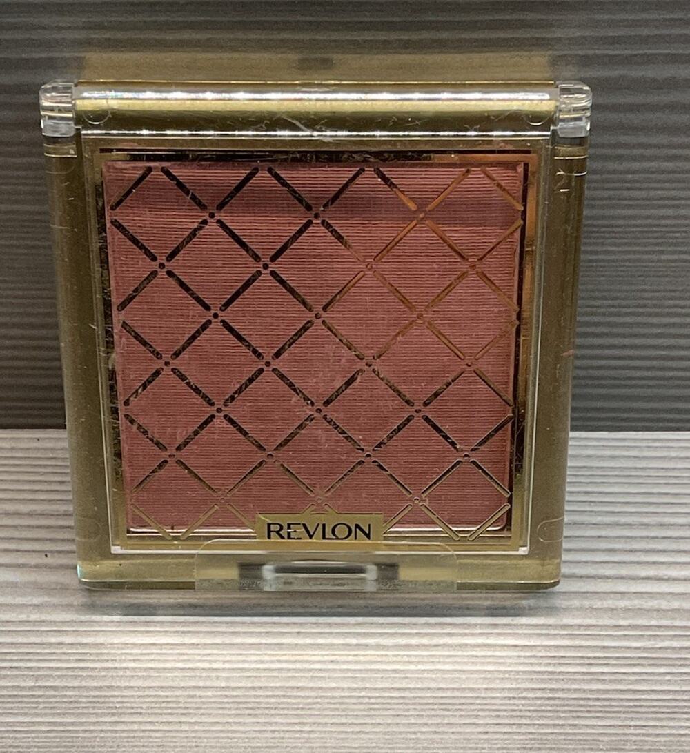 Revlon Leading Lady Blush Smoky Rose New